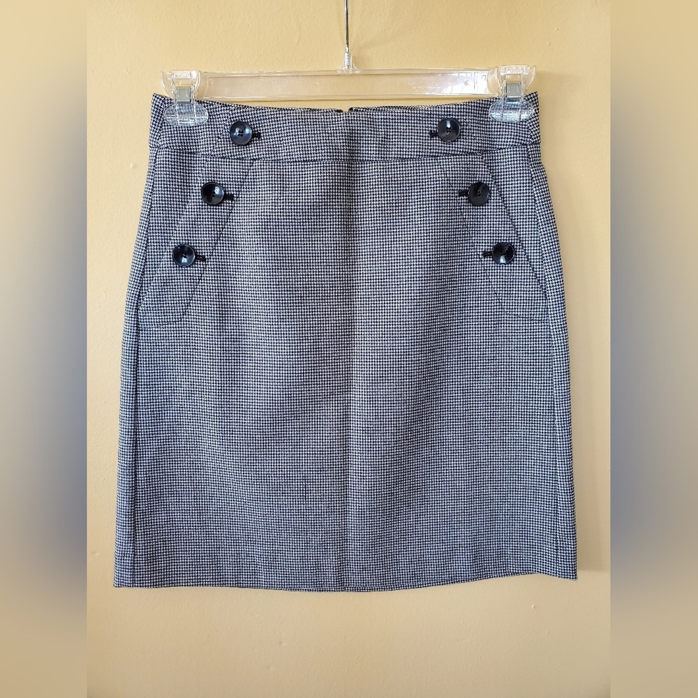 EUC Ann Taylor Factory Pencil Skirt 0